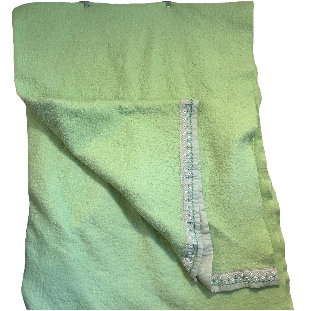 Vintage Acrylic Mint Green Blanket 72x94 Satin Embroidered Trim MCM Retro Soft